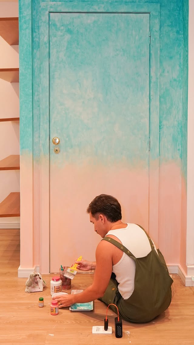 Patrick Valeriote pintando